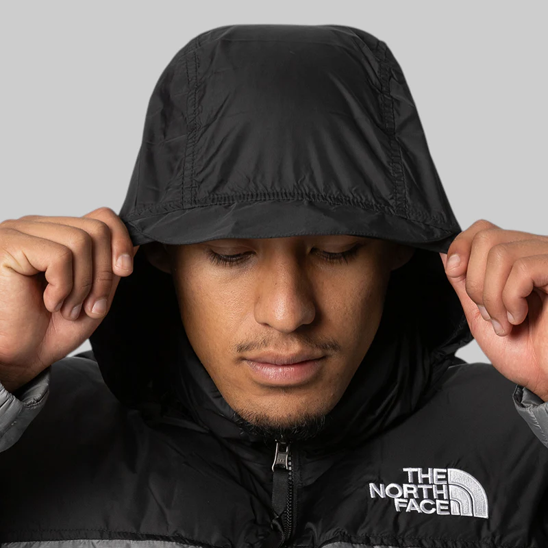 1996 Retro Nuptse Jacket - Smoked Pearl/TNF Black - Image 9