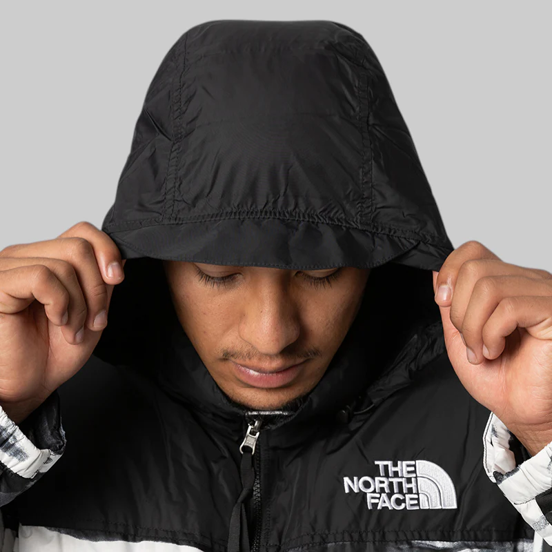 1996 Retro Nuptse Jacket - TNF Black Edge - Image 9