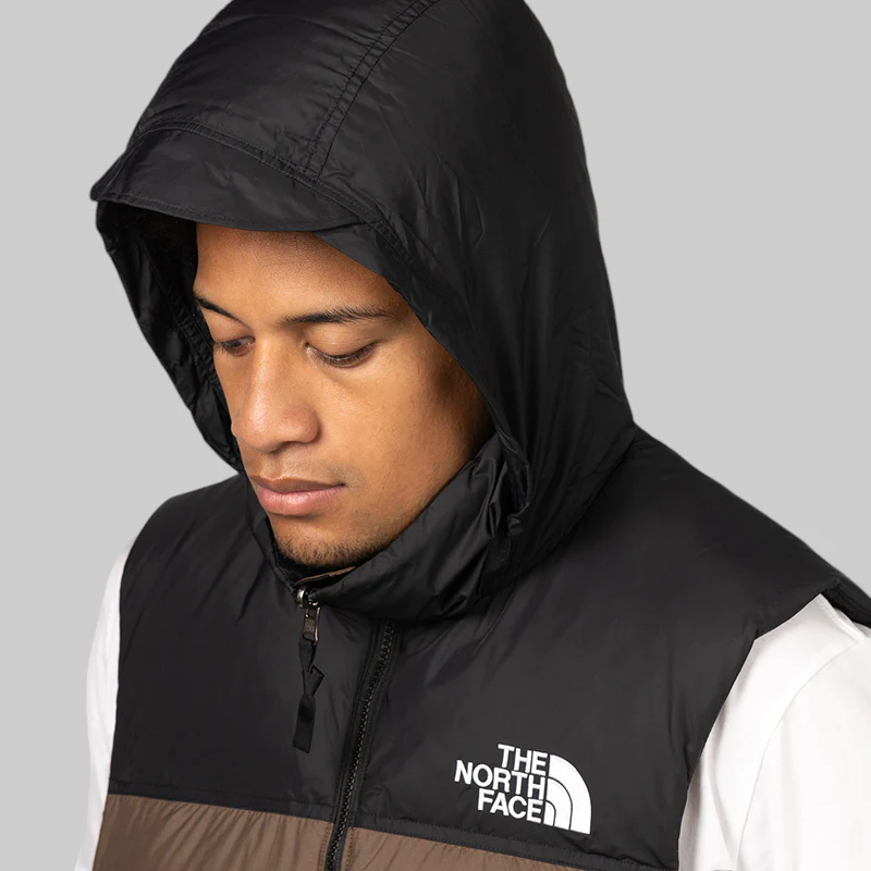 1996 Retro Nuptse Vest - Smokey Brown/TNF Black - Image 8