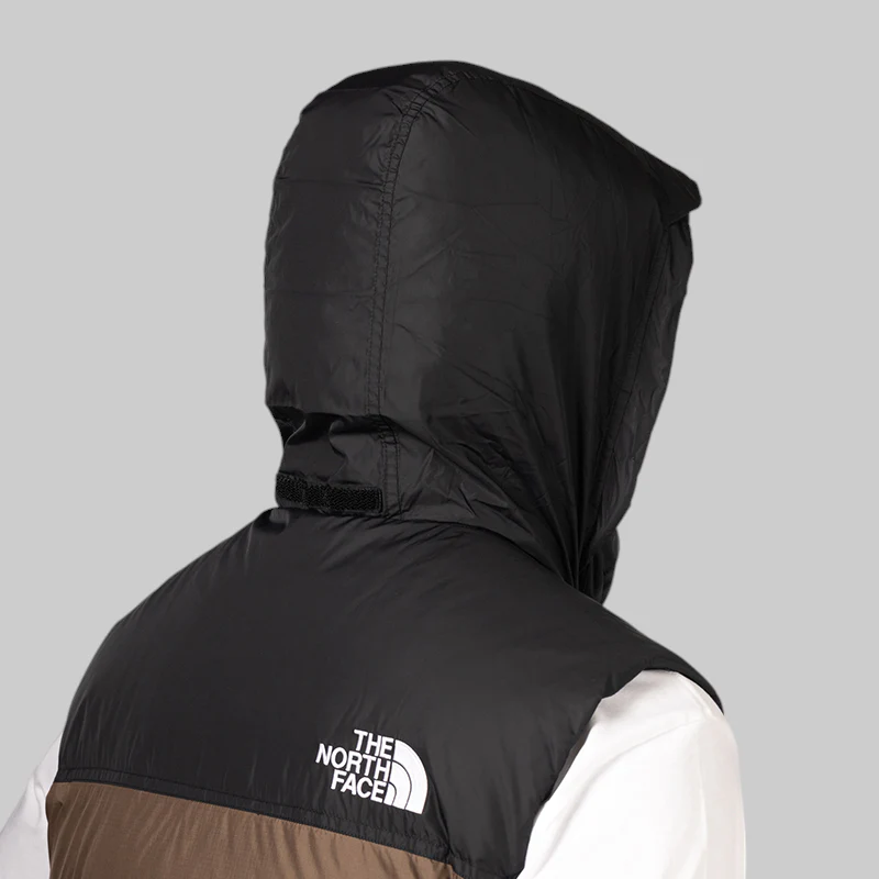1996 Retro Nuptse Vest - Smokey Brown/TNF Black - Image 9
