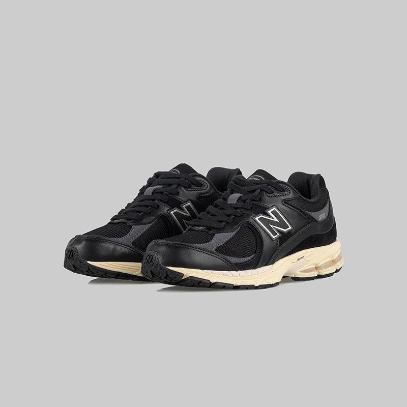2002Rv1 - Black - Image 2