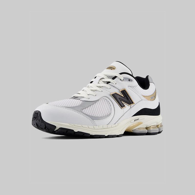 2002Rv1 - White/Black/Gold Metallic - Image 3