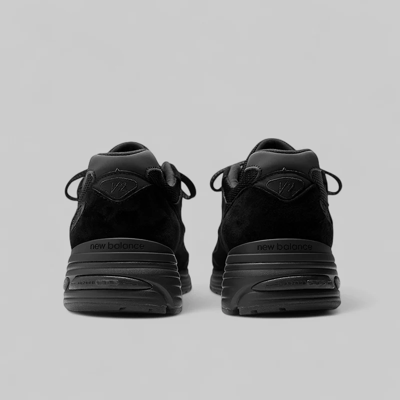 991v2 Made In UK - Triple Black - Image 6