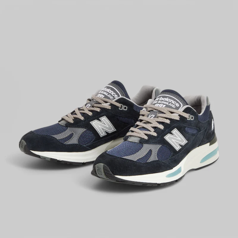 991v2 Made In UK - Dark Navy/Smoked Pearl - Image 2