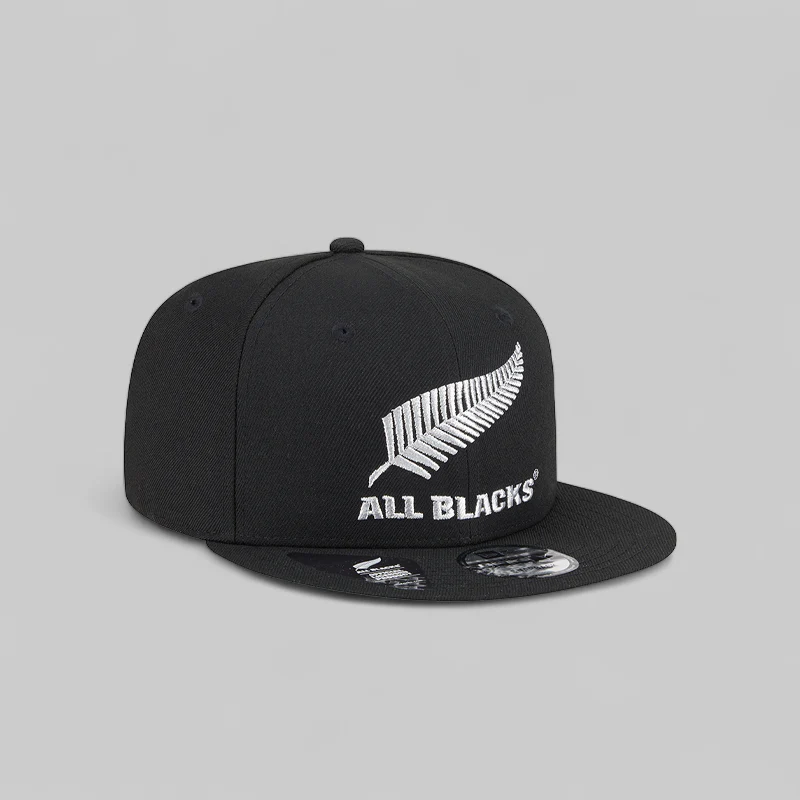 Classic Collection 9Fifty Snapback Metallic Silver/Black - Image 2
