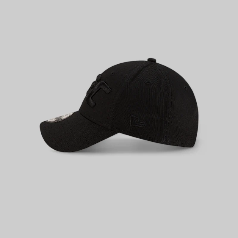 9Forty Strapback UFC - Image 4