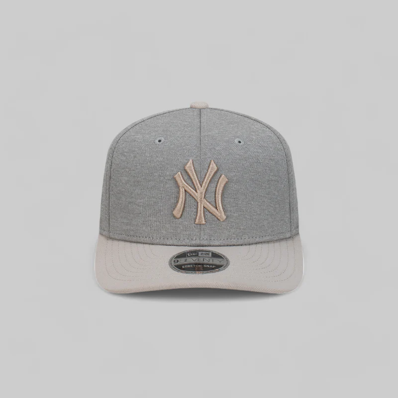 9Seventy Stretch-Snap New York Yankees - Image 4