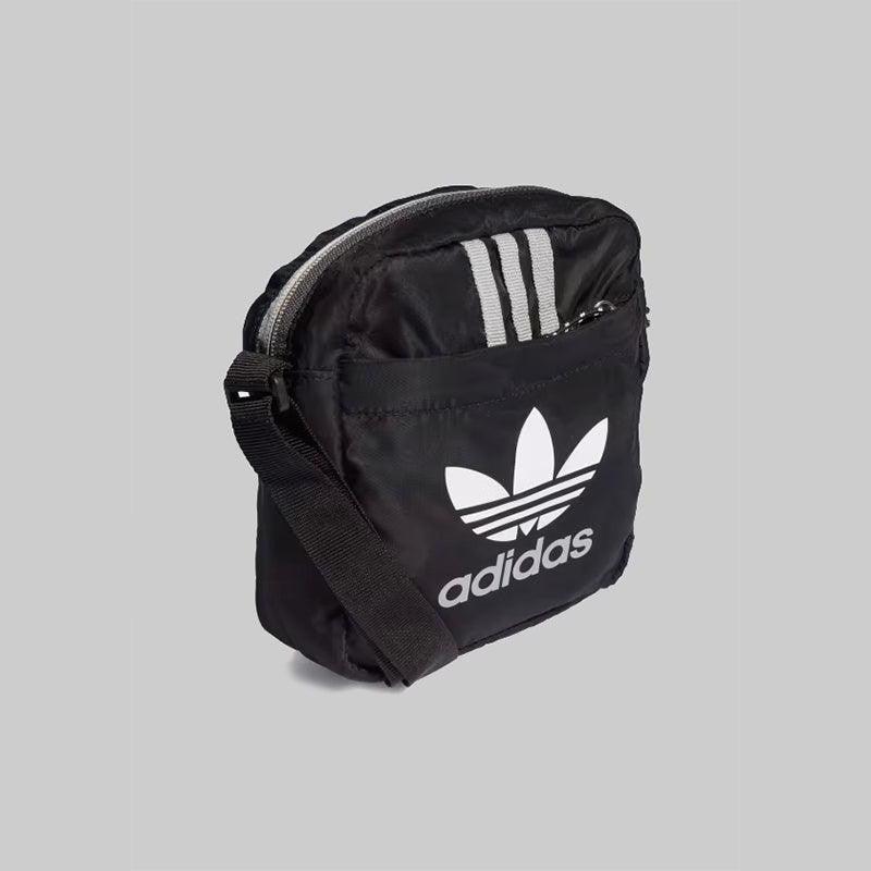 Adicolor Archive Festival Bag - Black - Image 3