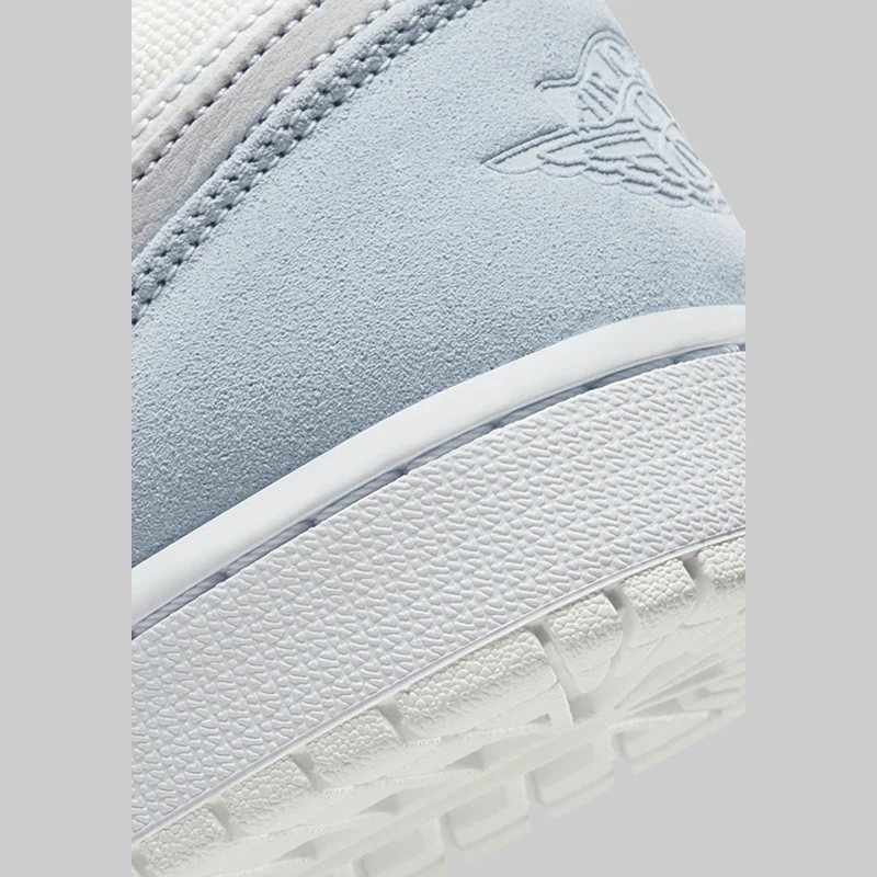 Air Jordan 1 Low "Paris" LAST SIZE! - Image 7