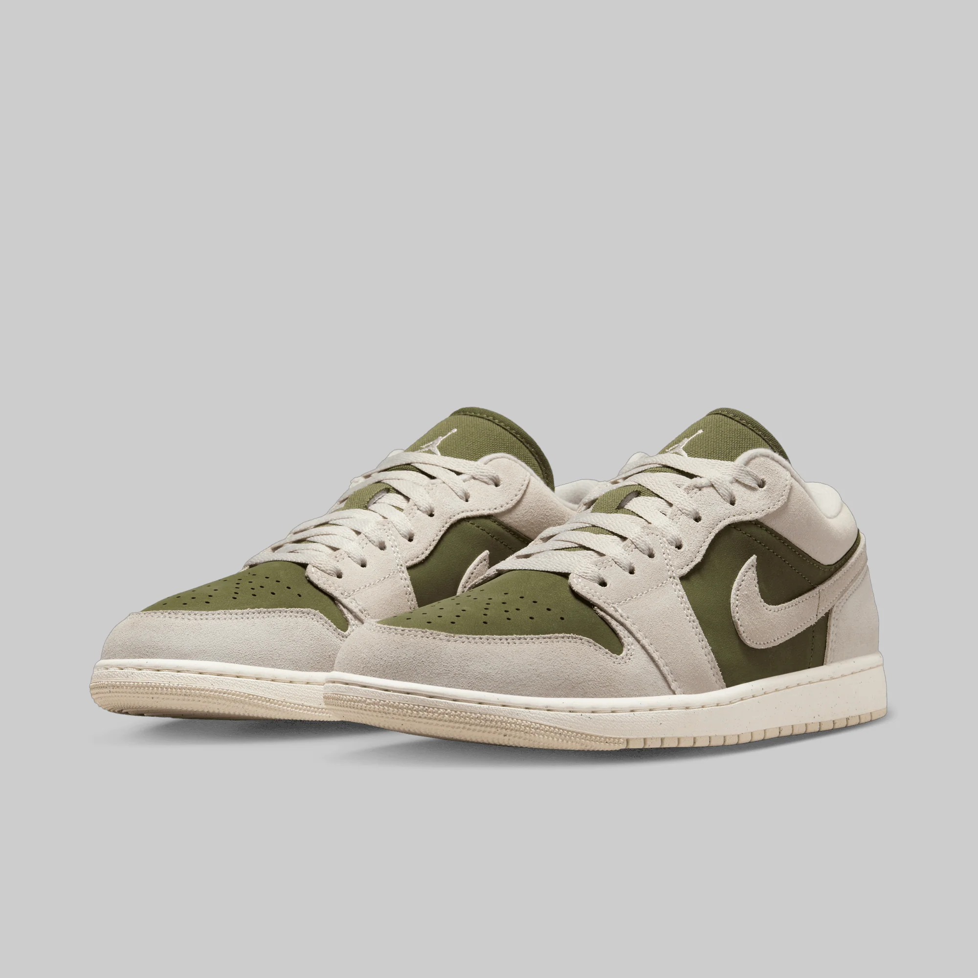 Air Jordan 1 Low SE - Medium Olive/Sail - Image 2