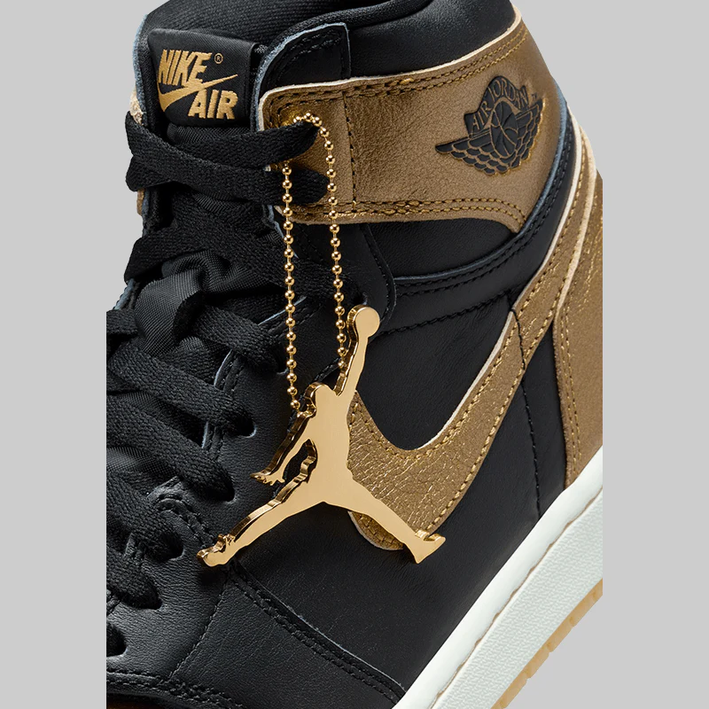 Air Jordan 1 Retro High OG "Metallic Gold" - Image 9
