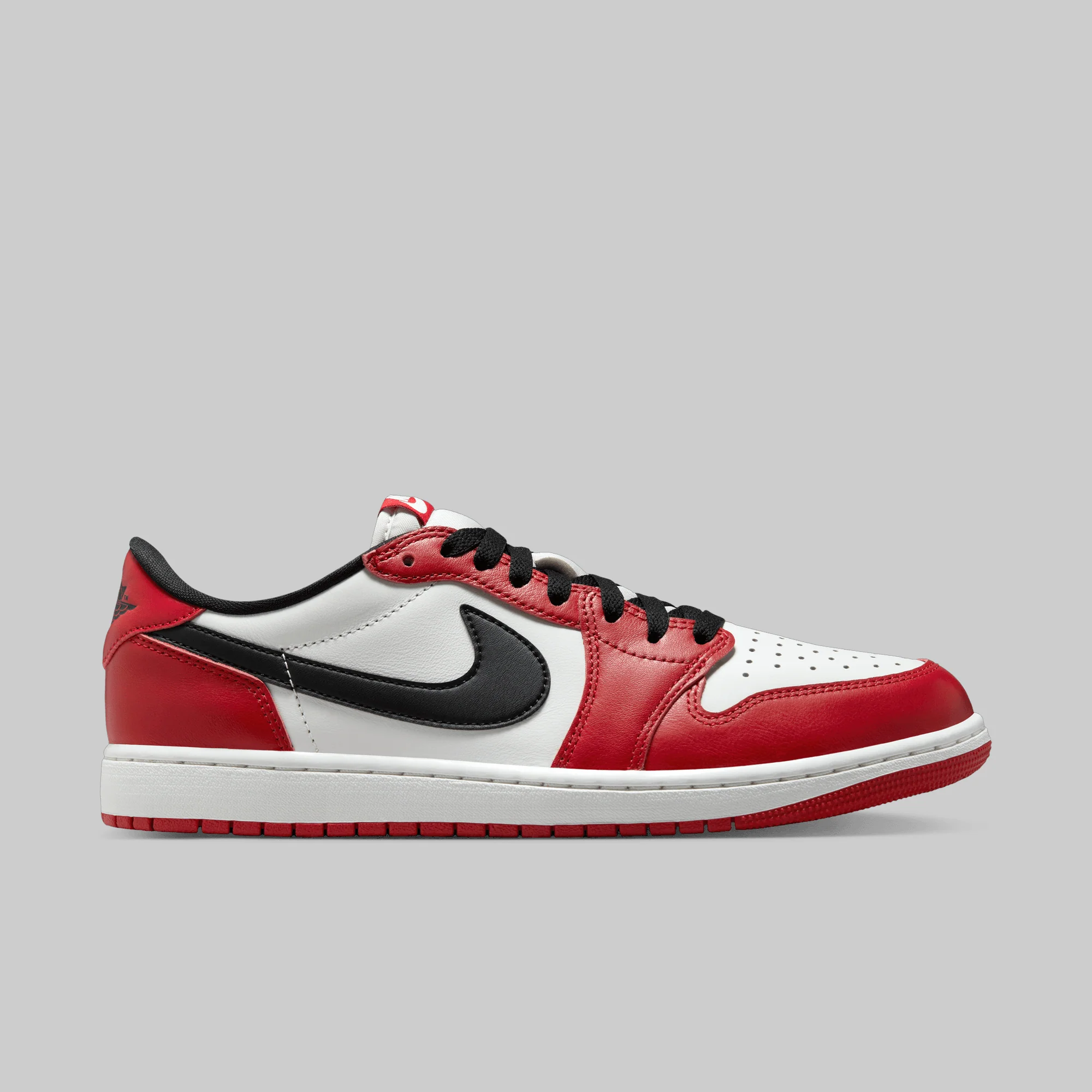 Air Jordan 1 Retro Low OG "Chicago" - Image 4
