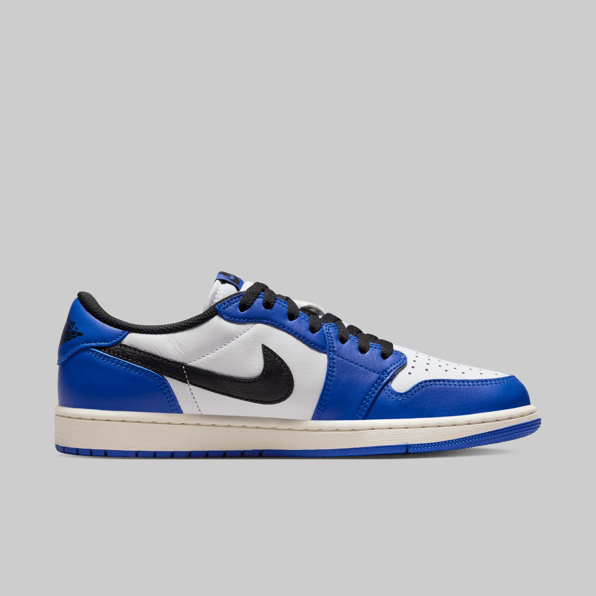 Air Jordan 1 Retro Low OG "Game Royal" - Image 3