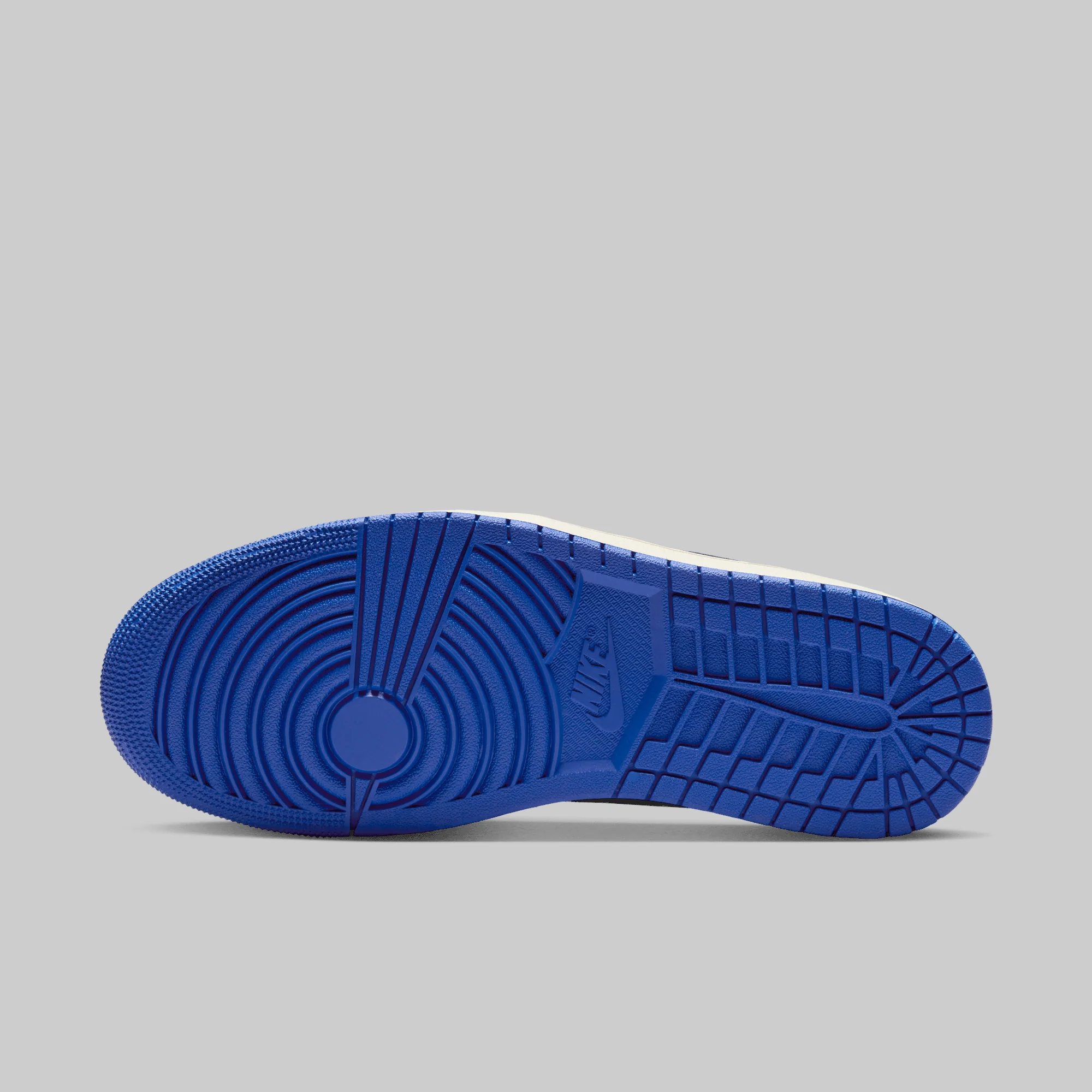 Air Jordan 1 Retro Low OG "Game Royal" - Image 4