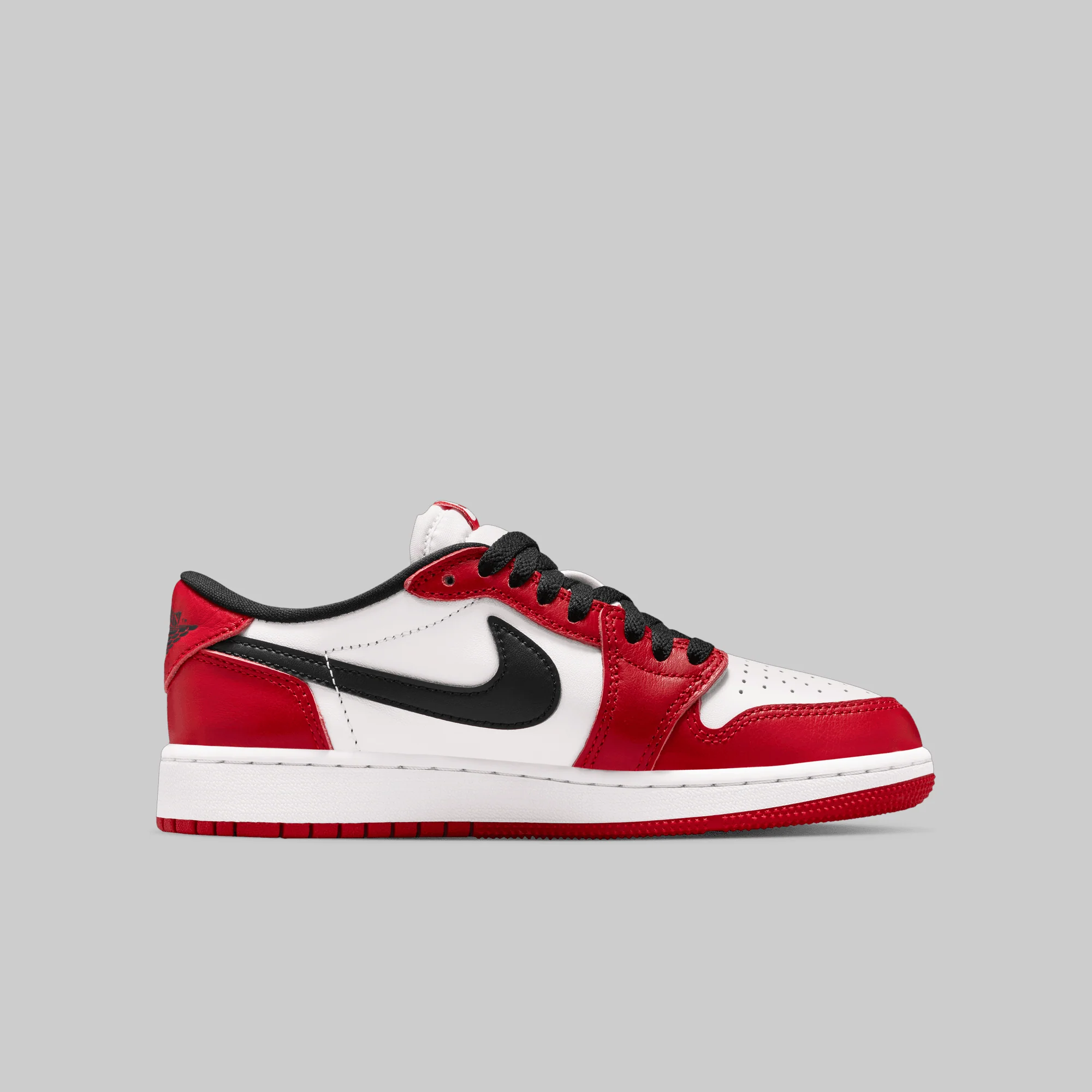 Air Jordan 1 Retro Low OG (Grade School) "Chicago" - Image 5