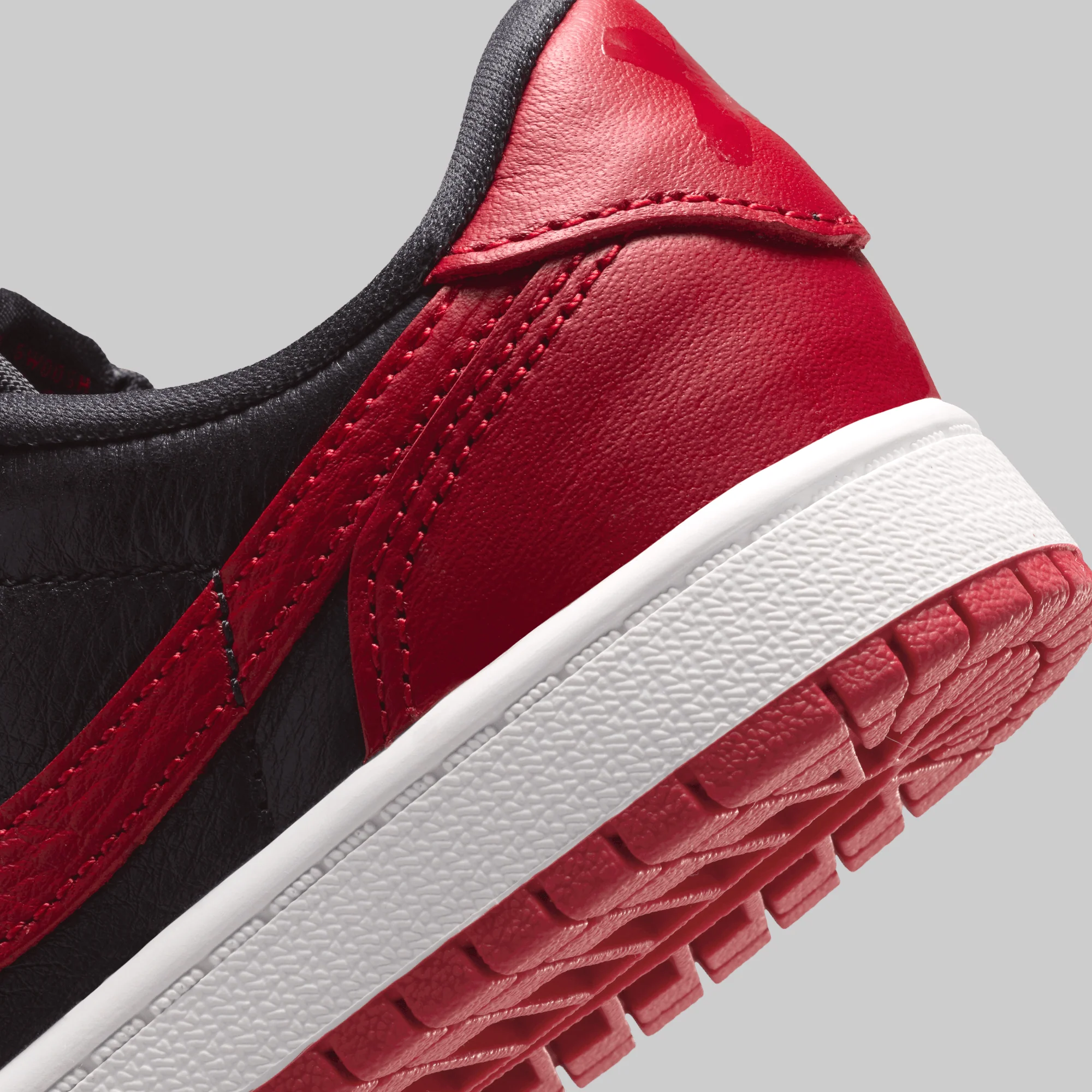 Air Jordan 1 Retro Low OG (Pre School) "Banned" - Image 6