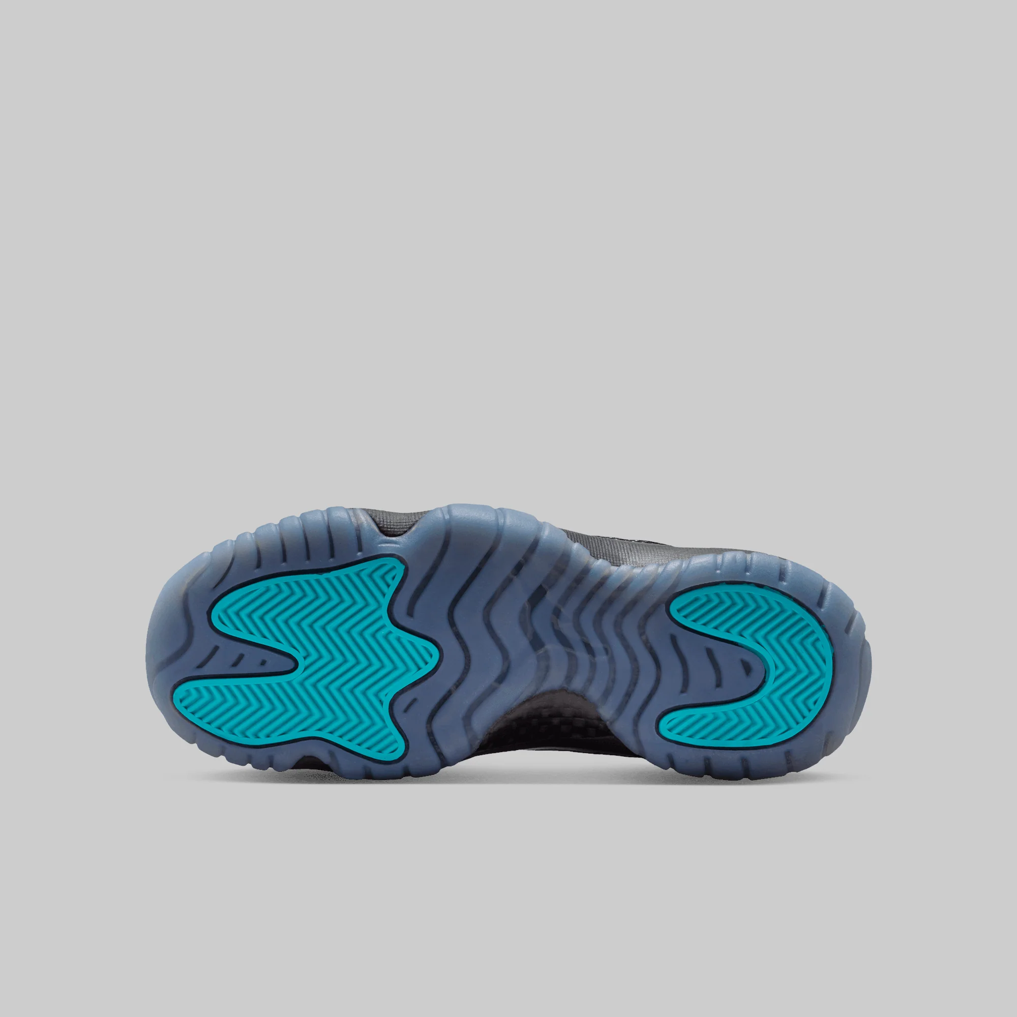 Air Jordan 11 Retro (Grade School) "Gamma Blue" - Image 6
