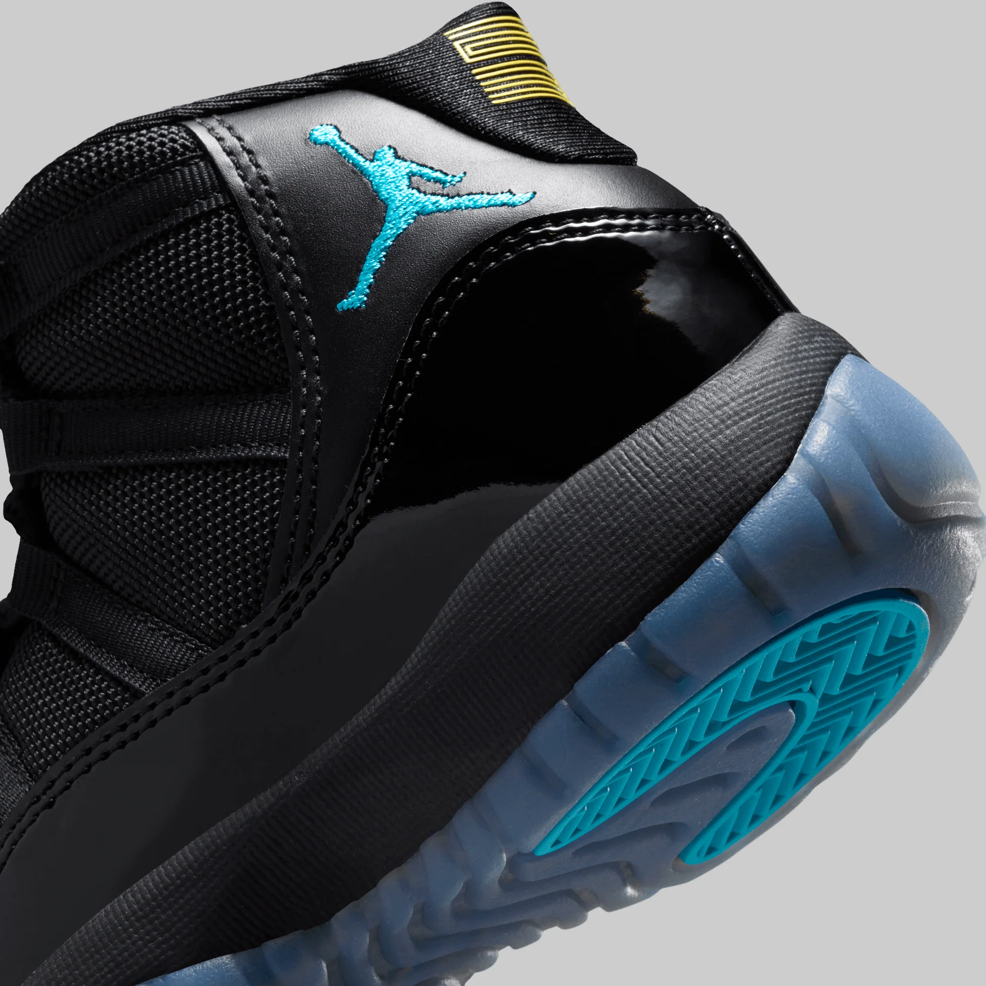 Air Jordan 11 Retro (Grade School) "Gamma Blue" - Image 8