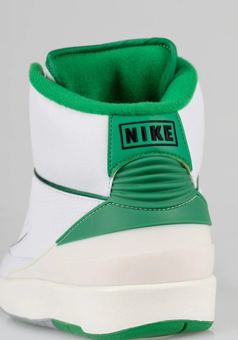 Air Jordan 2 Retro "Lucky Green" - Image 8
