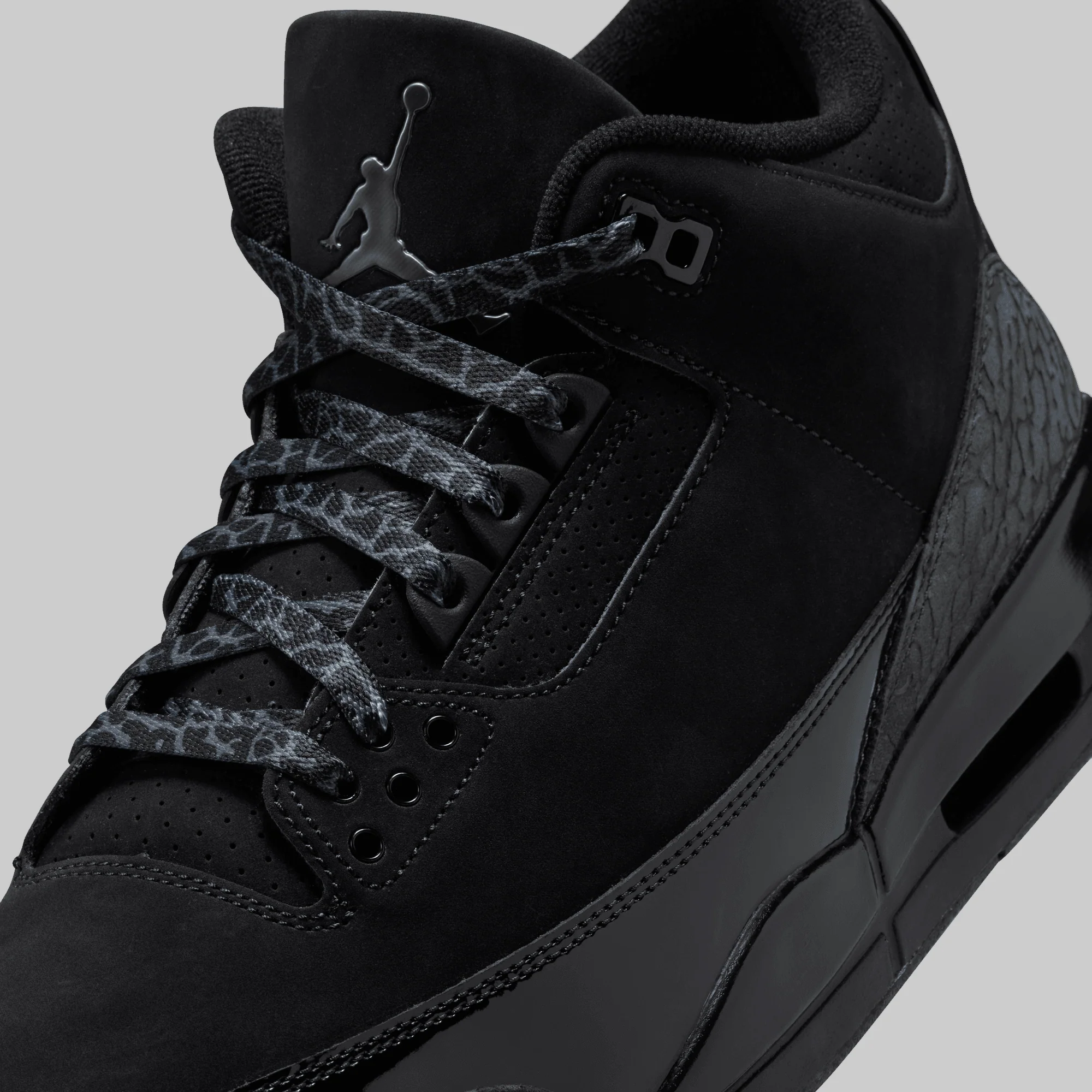 Air Jordan 3 Retro "Black Cat" - Image 5
