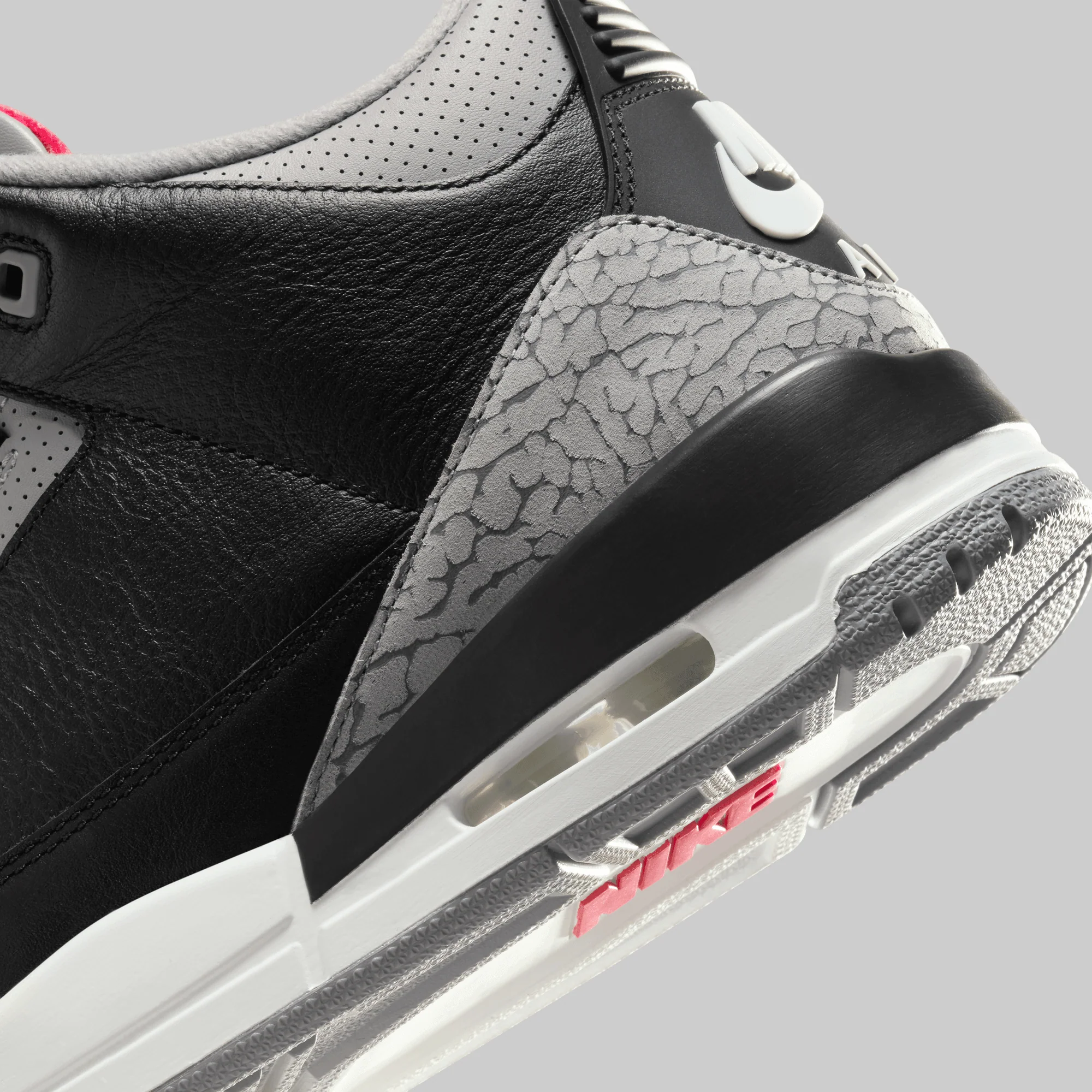 Air Jordan 3 Retro "Black Cement Reimagined" - Image 5