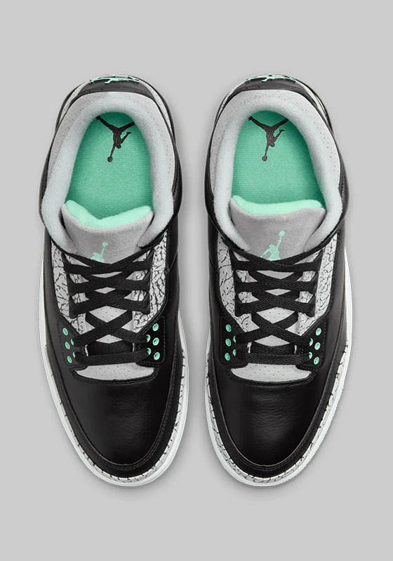 Air Jordan 3 Retro "Green Glow" - Image 4