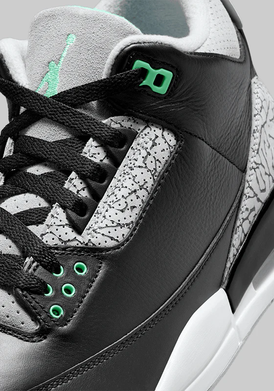 Air Jordan 3 Retro "Green Glow" - Image 7