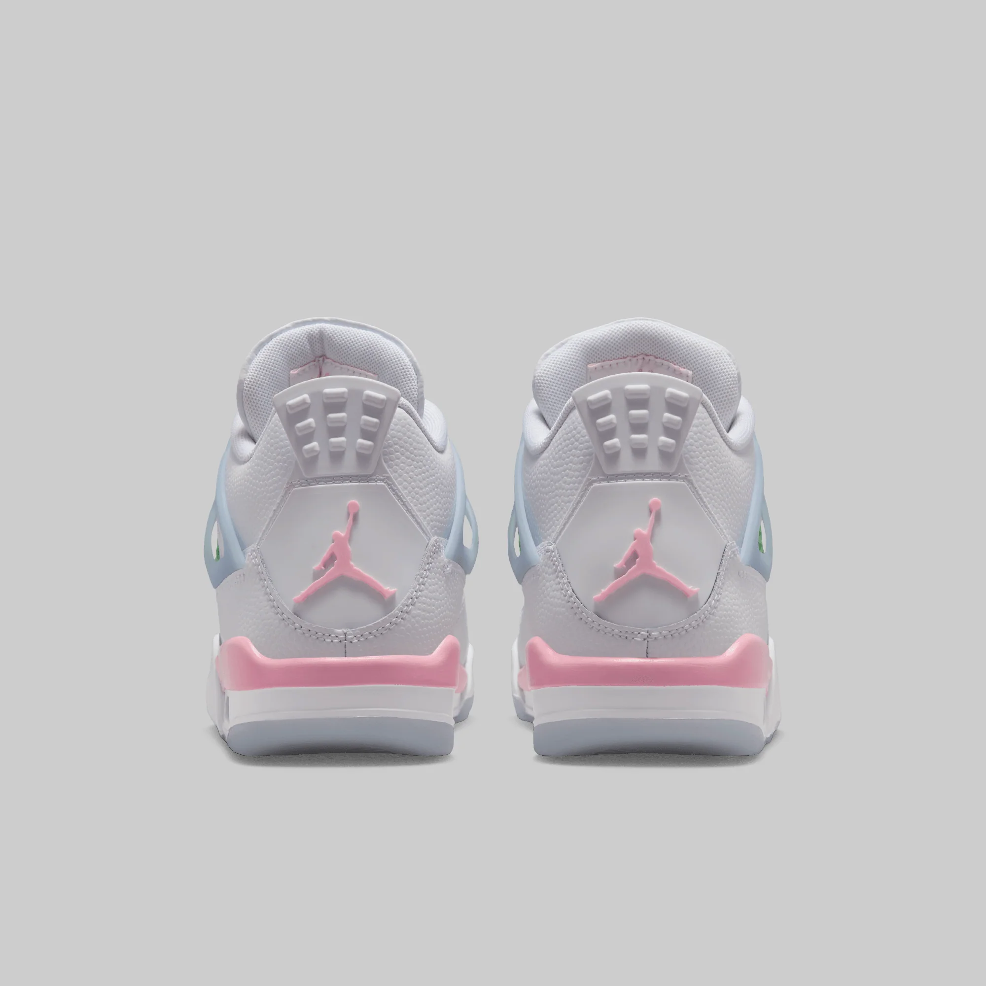Air Jordan 4 Retro GS "Valentine's Day" - Image 11