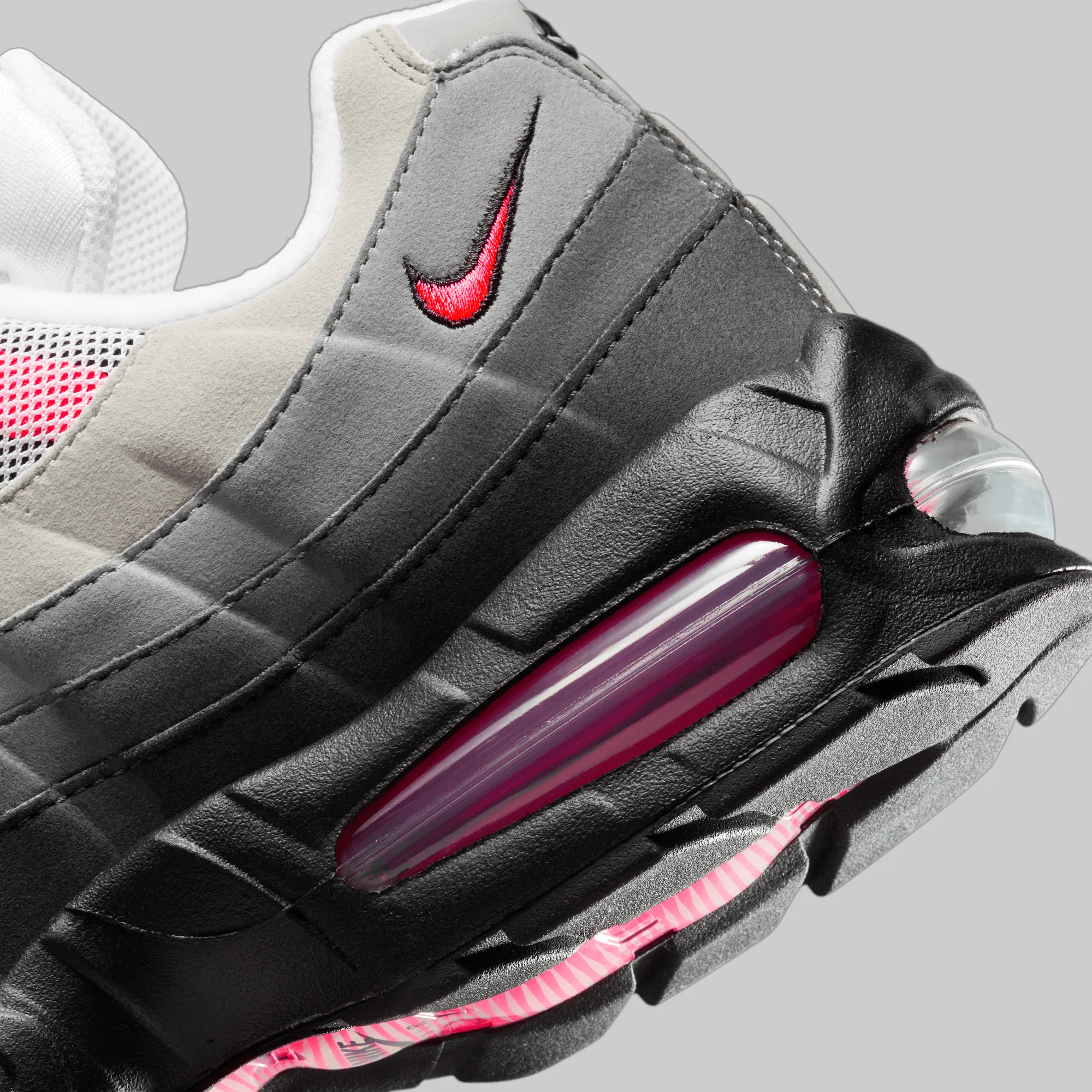 Air Max 95 OG Big Bubble "Solar Red" - Image 5