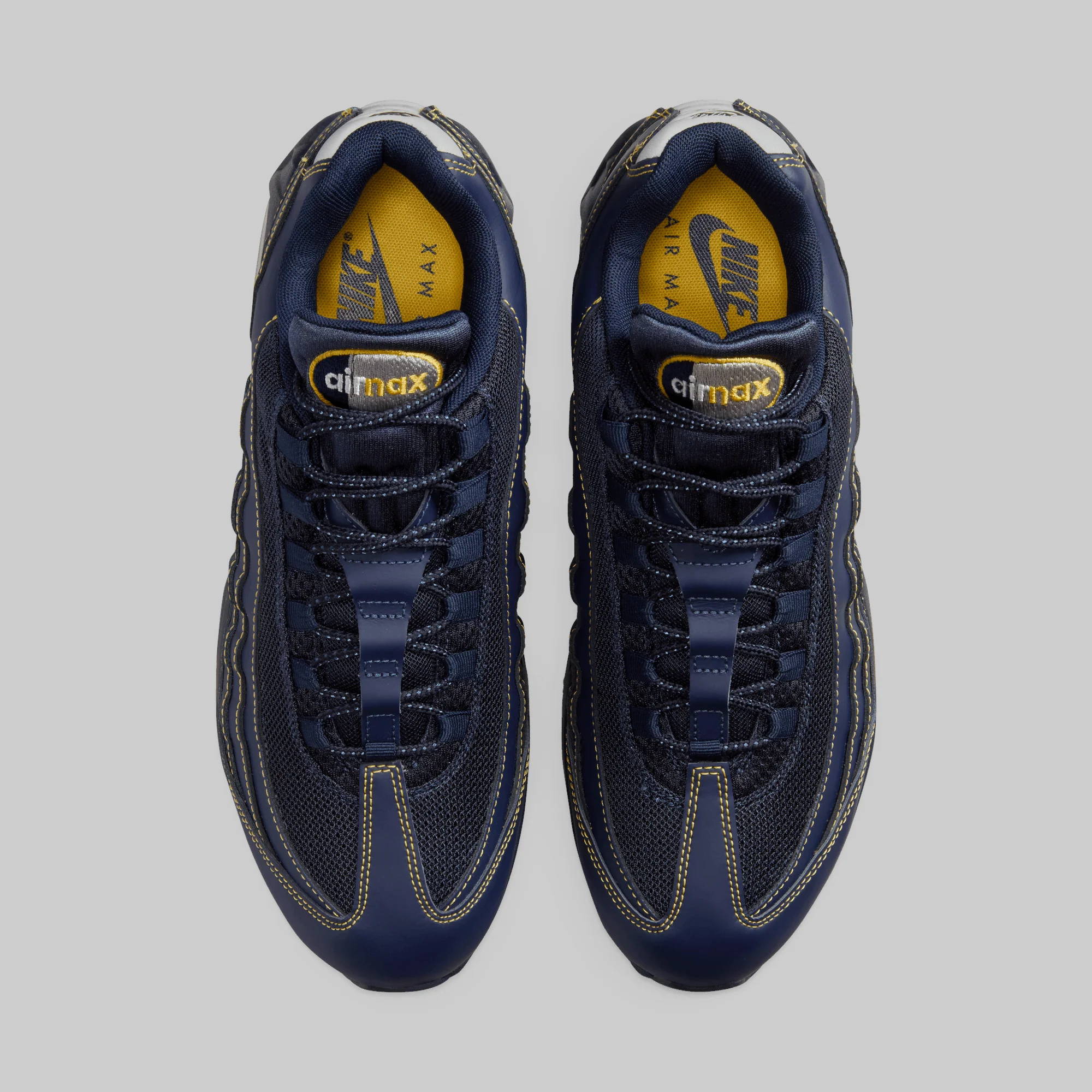 Air Max 95 OG Big Bubble "Michigan" - Image 8
