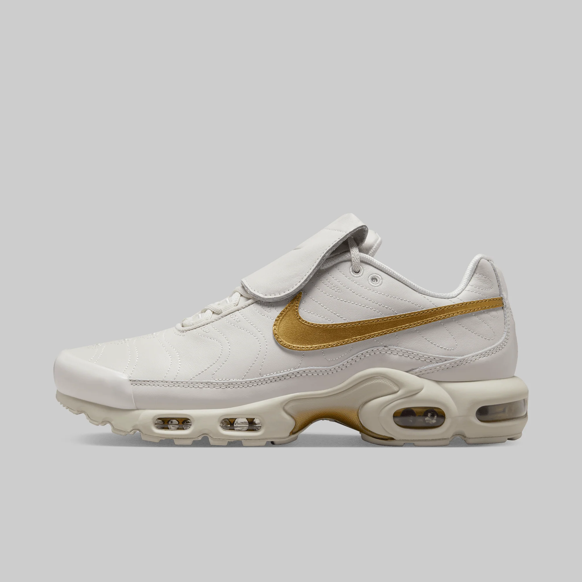 Air Max Plus TNPO - Phantom/Metallic Gold - SIZE 5 & 6 ONLY! - Image 5