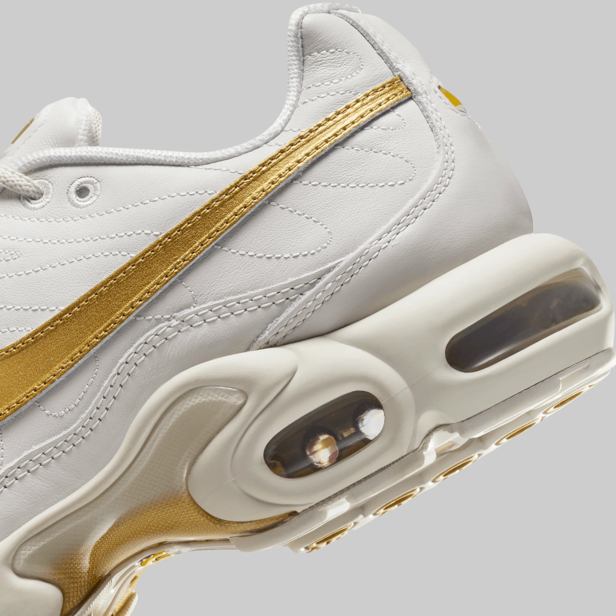 Air Max Plus TNPO - Phantom/Metallic Gold - SIZE 5 & 6 ONLY! - Image 8