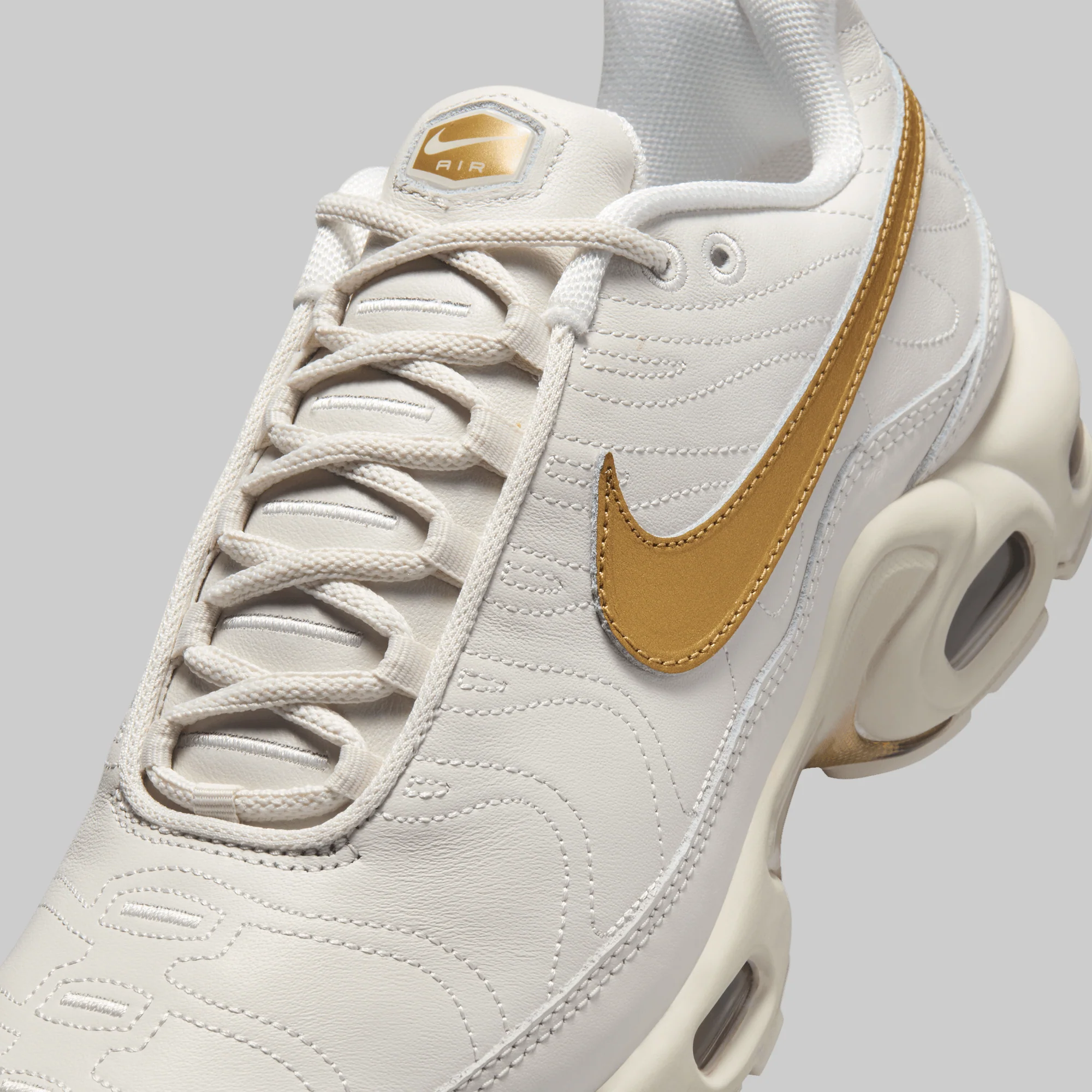 Air Max Plus TNPO - Phantom/Metallic Gold - SIZE 5 & 6 ONLY! - Image 9