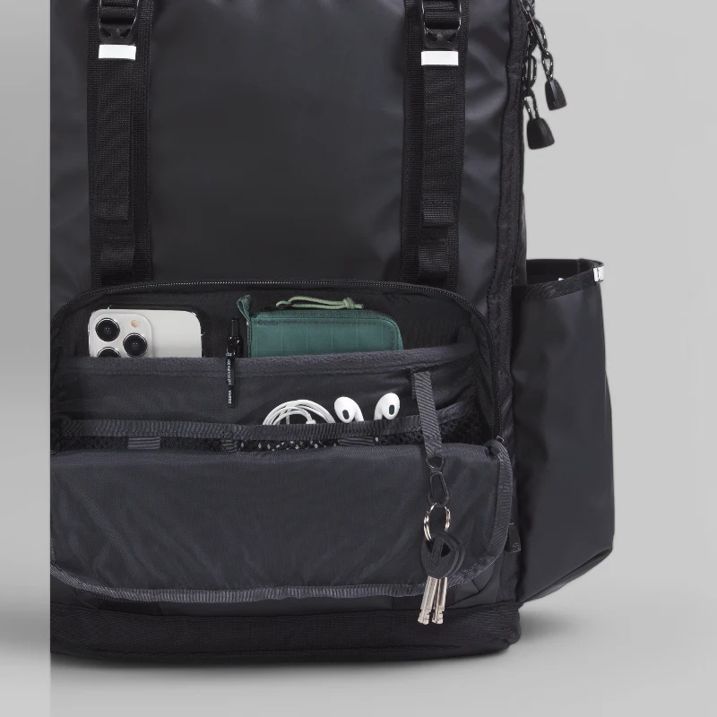 Base Camp Daypack - TNF Black/Asphalt Grey - Image 4