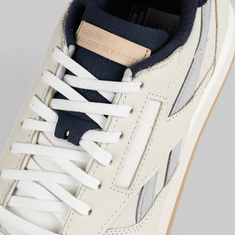 Classic Leather Premium - Chalk/Navy/Grey - Image 6