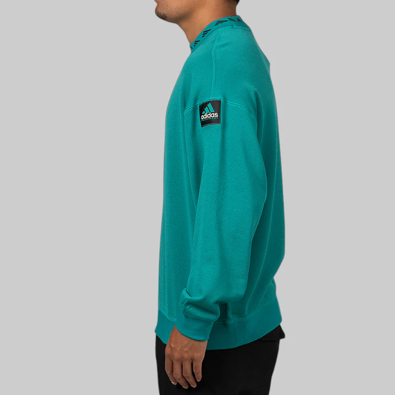 EQT Reflective Crewneck - Equipment Green - Image 3