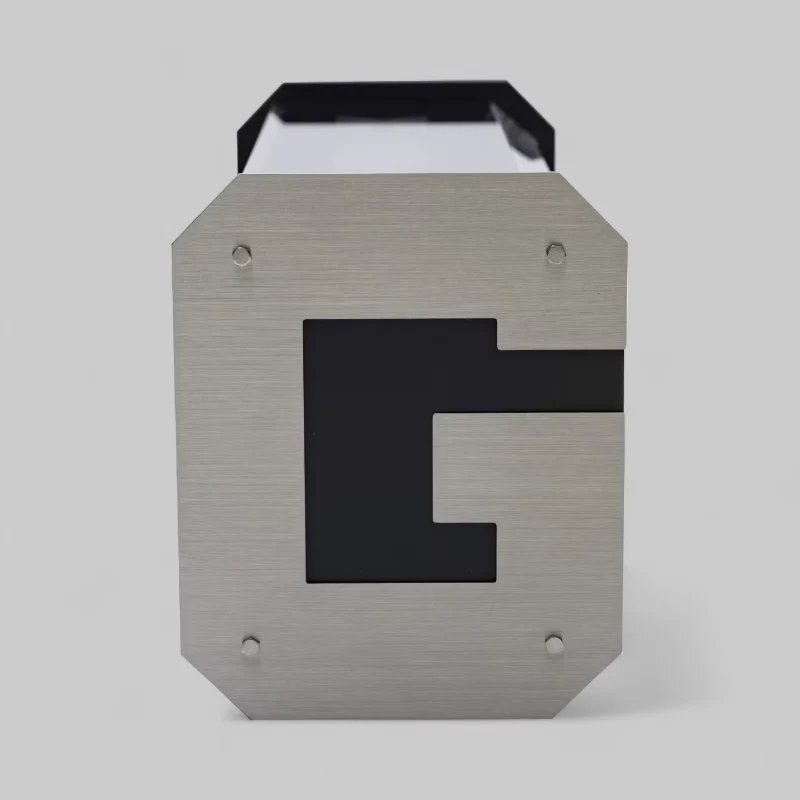 “G-Shock Collection Display Set” Gift with purchase* - Image 3