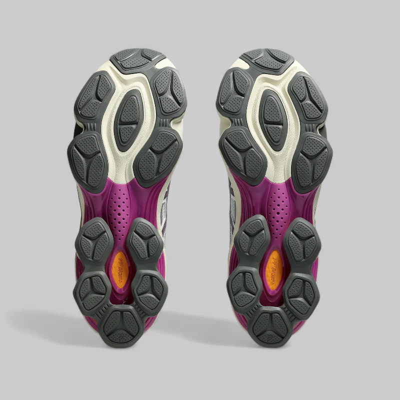 Gel-Kinetic Fluent - White/Truffle Grey - Image 4