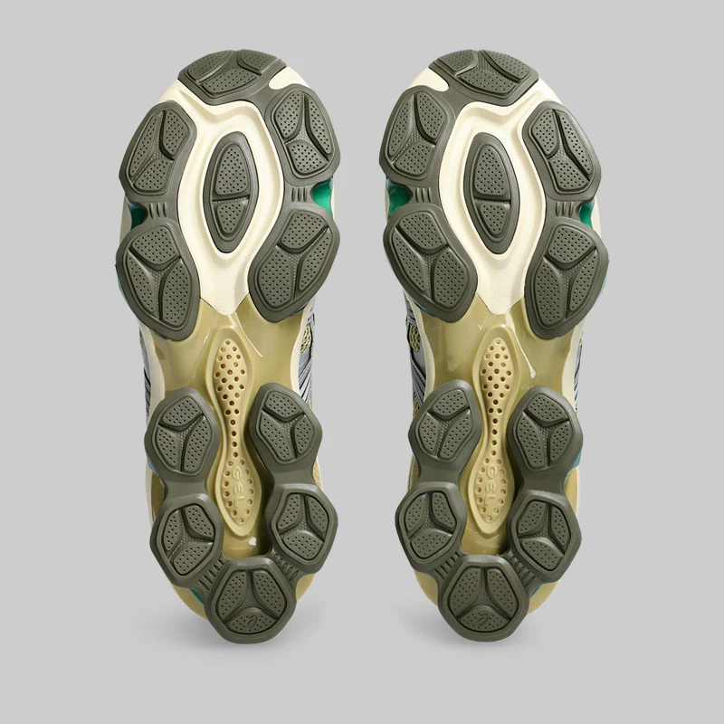 Gel-Quantum Kinetic - Khaki Beige/Pure Silver - Image 8