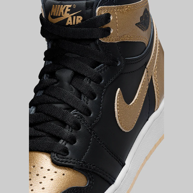 Air Jordan 1 Retro High OG "Metallic Gold" (Grade School) - Image 7