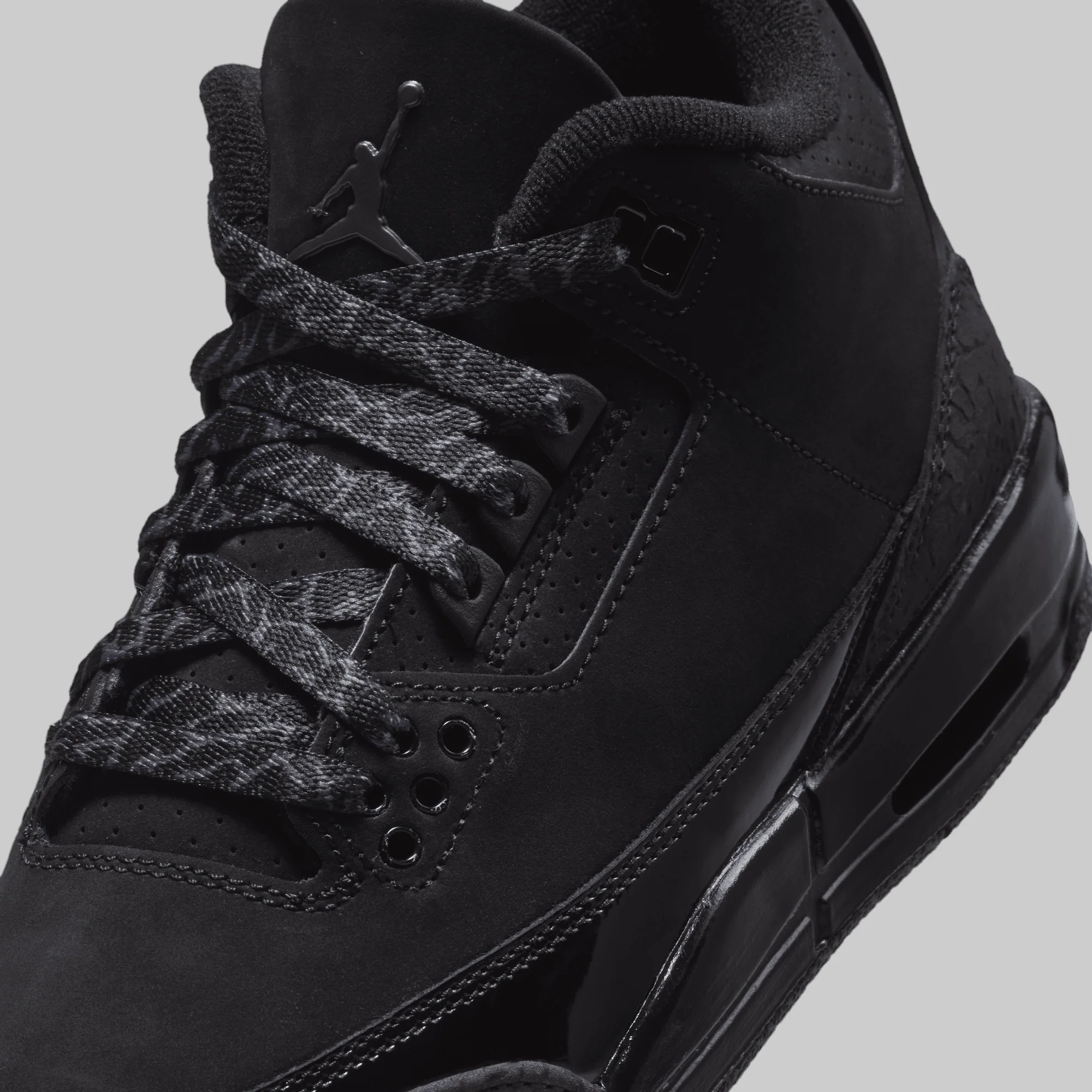 Air Jordan 3 "Black Cat" (Grade School) - Image 4