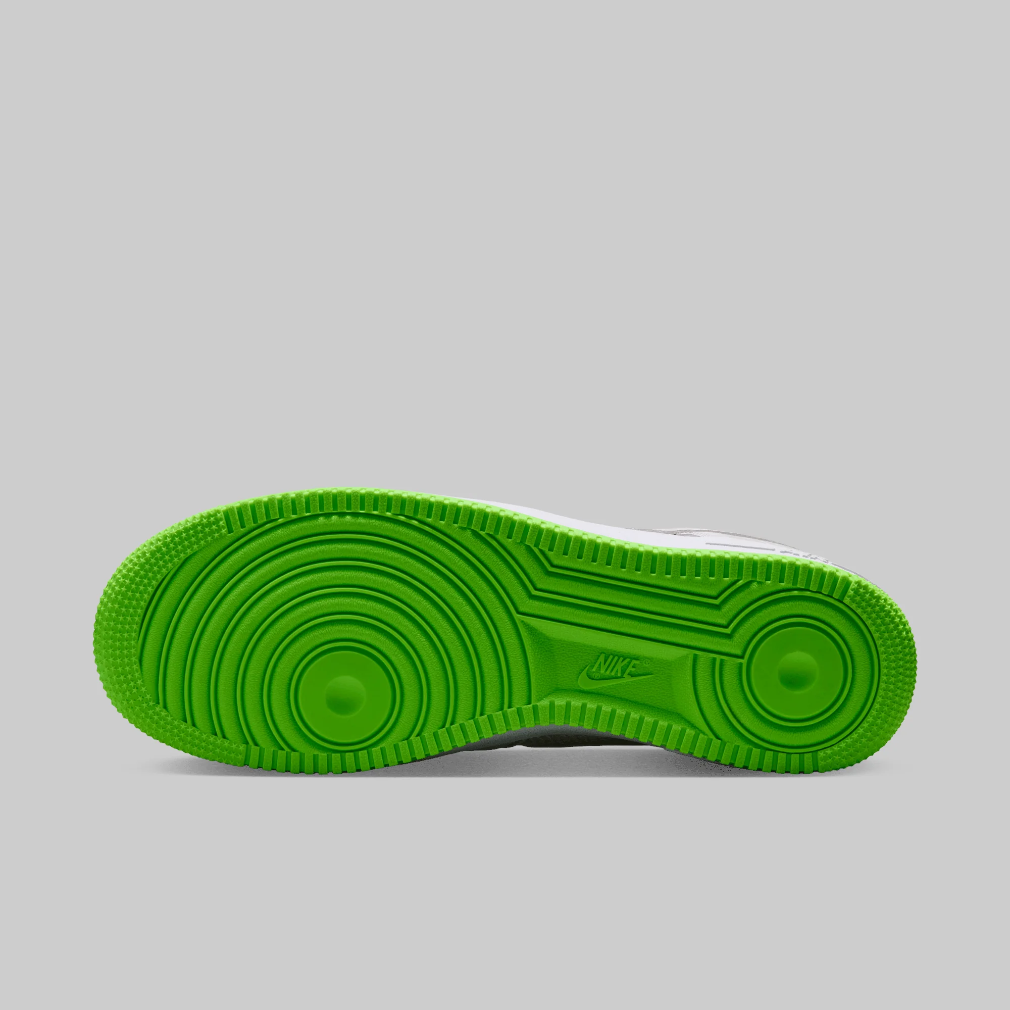Kobe Bryant Air Force 1 Low "Electric Green" - Image 10