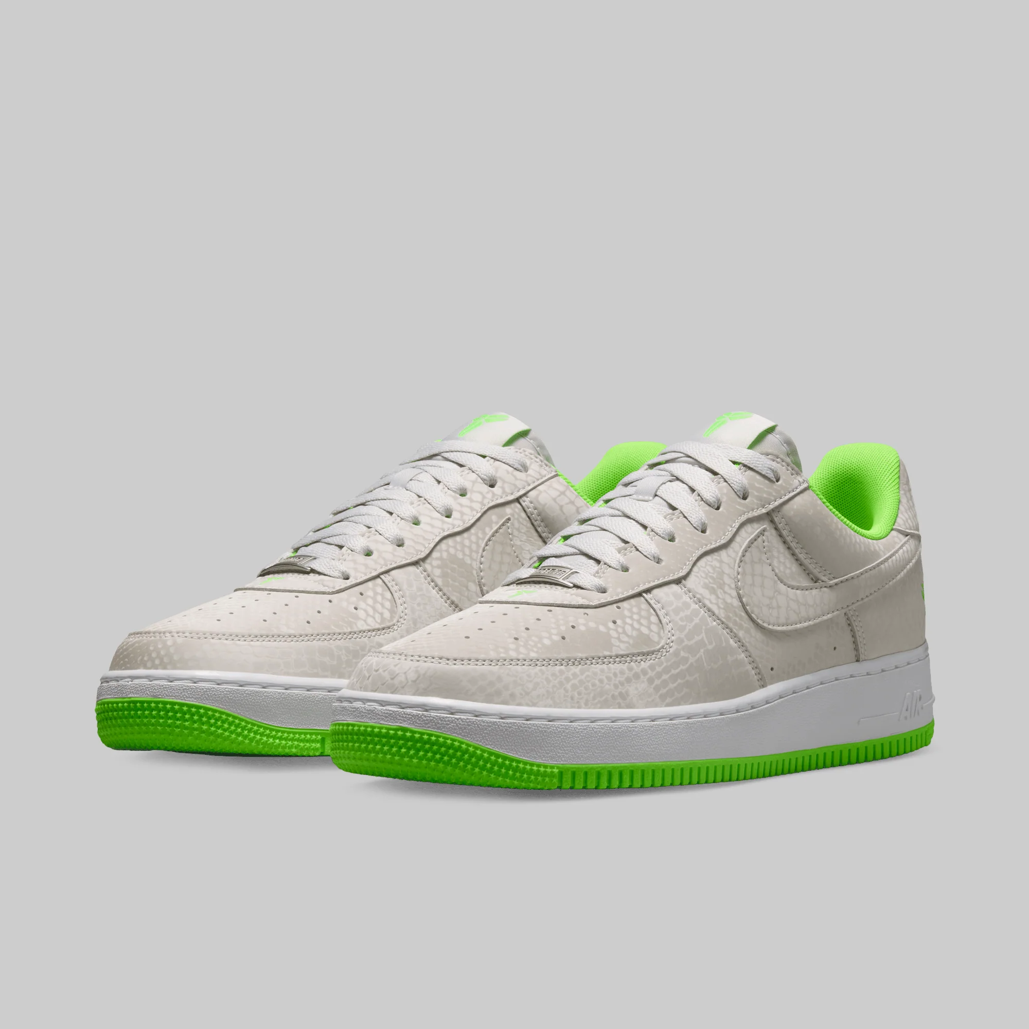 Kobe Bryant Air Force 1 Low "Electric Green" - Image 2