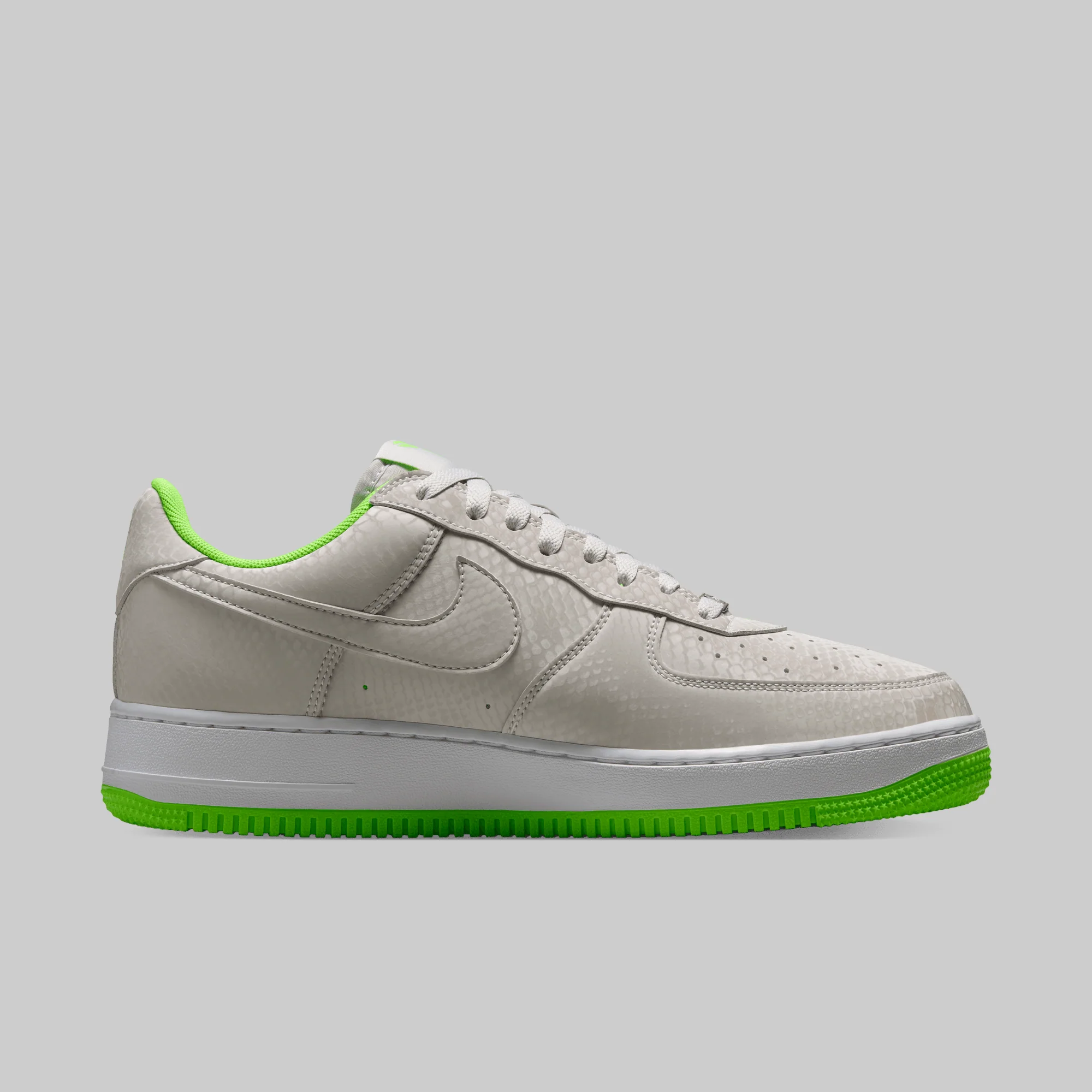 Kobe Bryant Air Force 1 Low "Electric Green" - Image 8