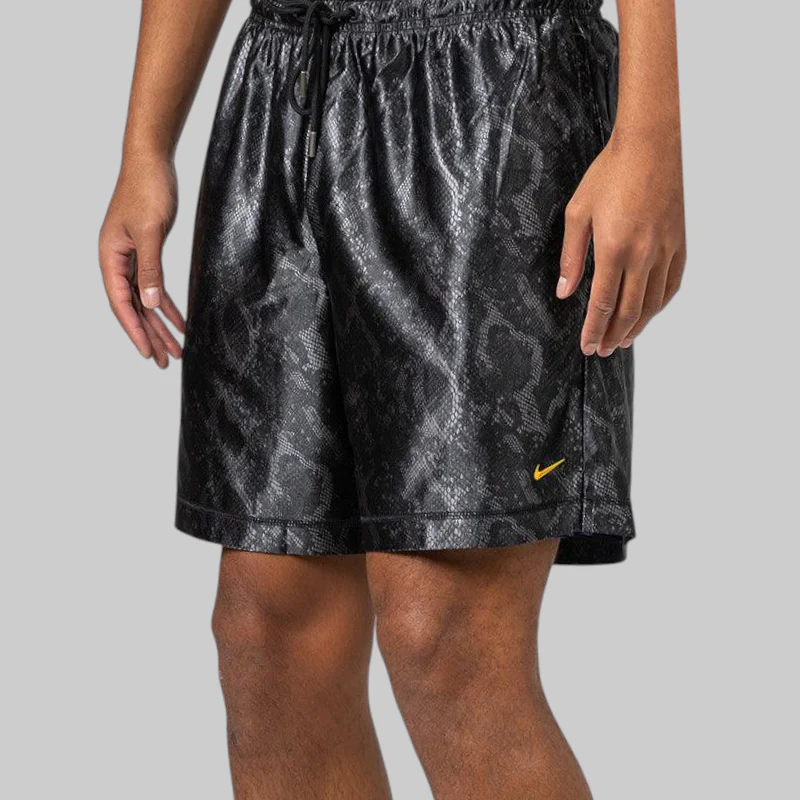 Kobe Dri-FI Black Mamba Reversible 6-Inch Short - Black/Field Purple - Image 7