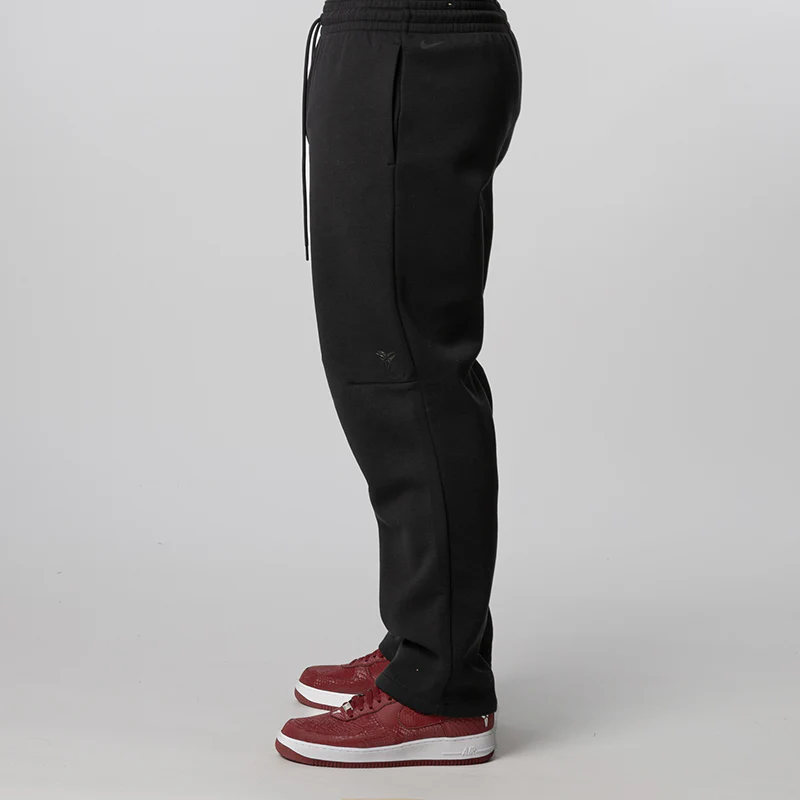 Kobe Dri-FIT Basketball Fleece Pant - Black - Image 3