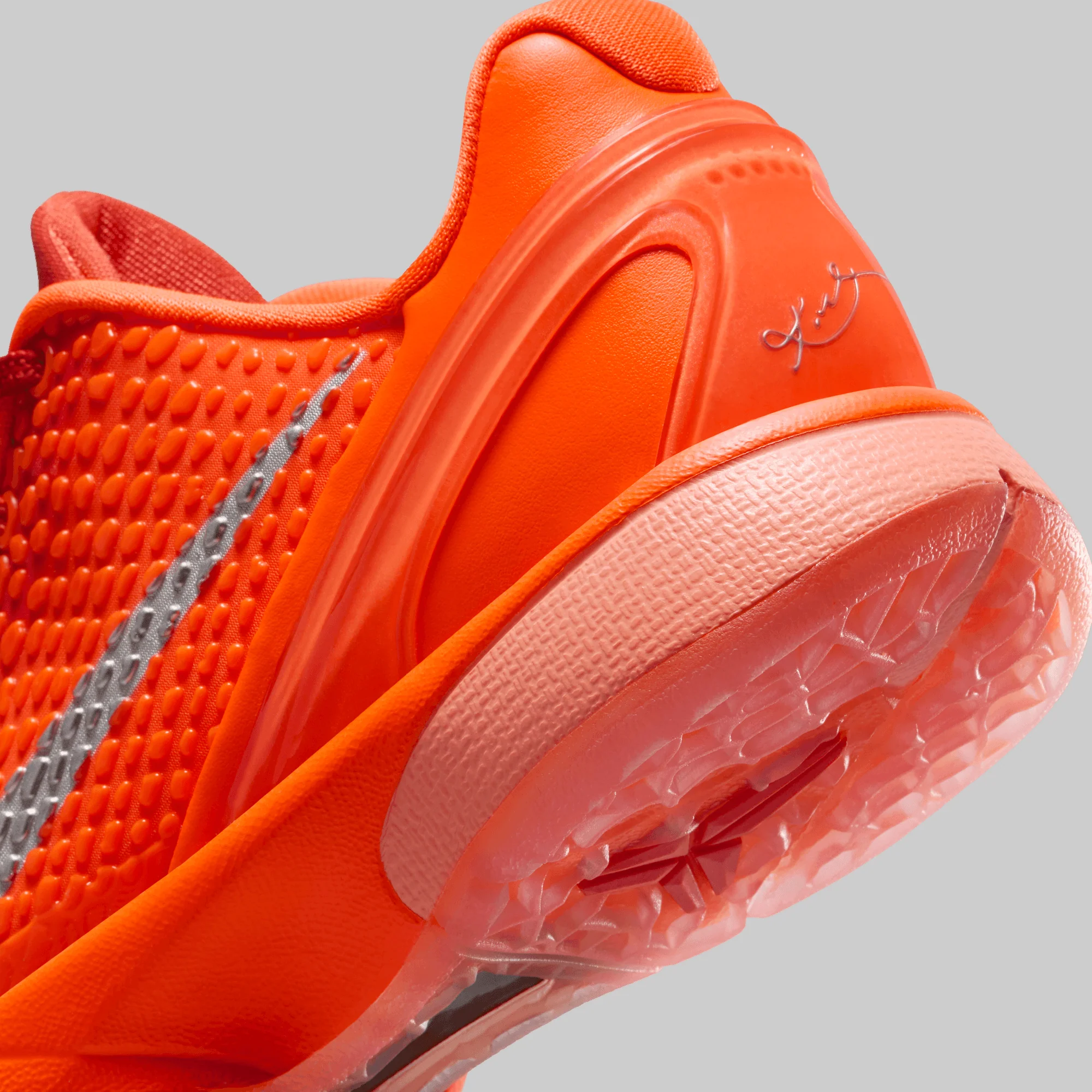 Kobe VI Protro WNBA (GS) - Total Orange/Metallic Silver - Image 4
