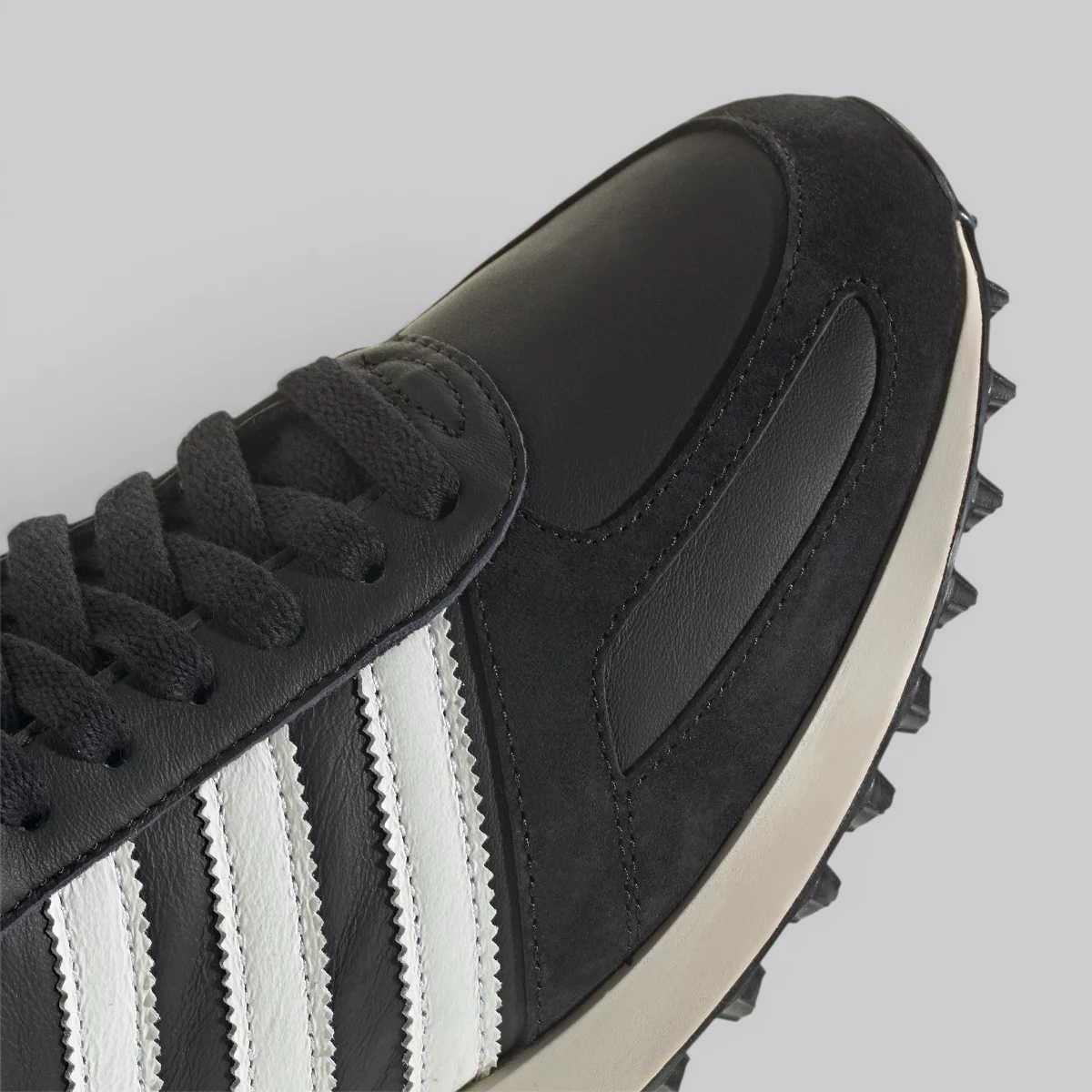 LA Trainer OG Made In USA - Black/White - Image 6