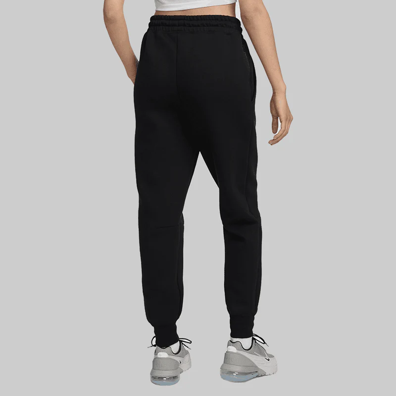 W Tech Fleece Mid-Rise Jogger - Black - Image 2