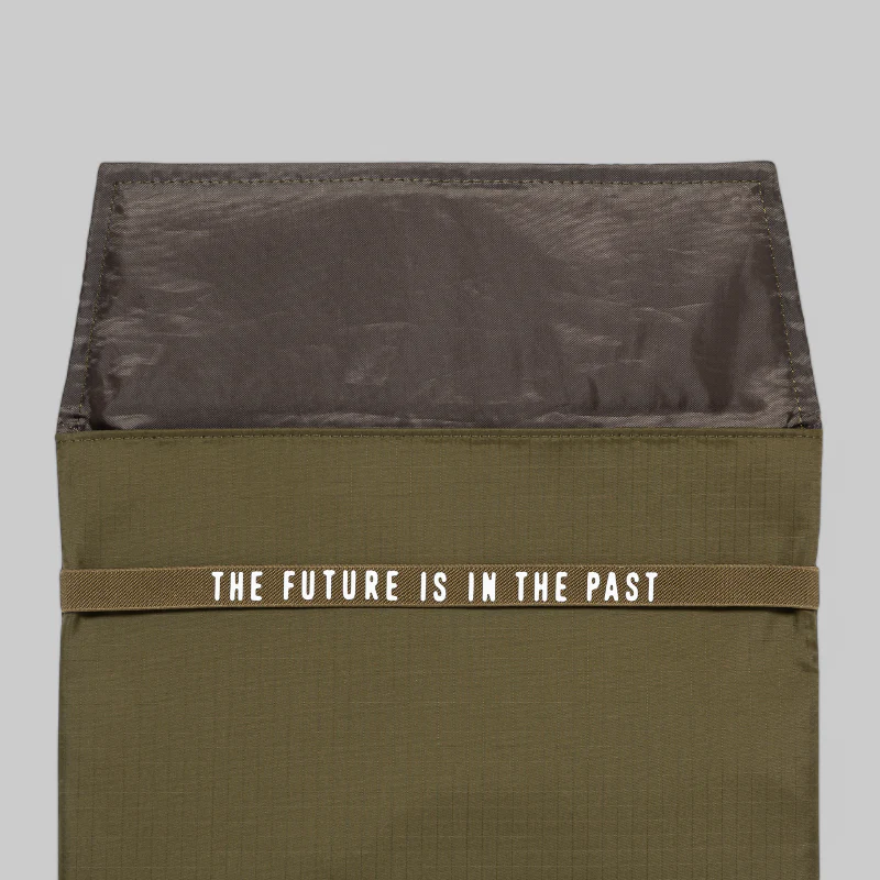 Nylon PC/Tablet Case 16 Inch - Olive Drab - Image 3
